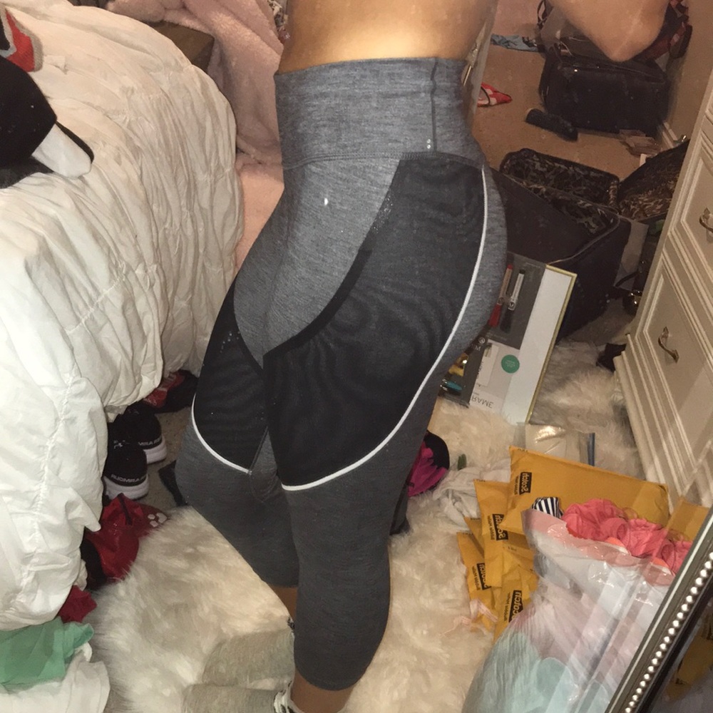 New with tags Nike pants